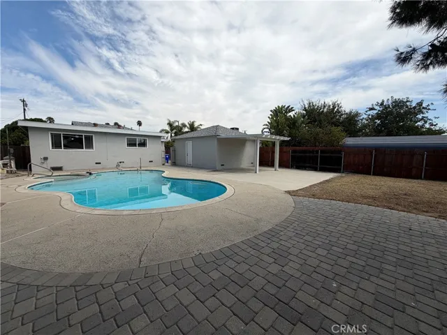 16515 Rosemary, Fontana, California 92335 — photo 5