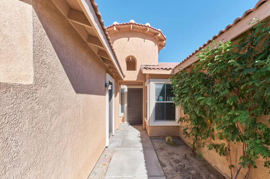 4617CalleDiamante-48