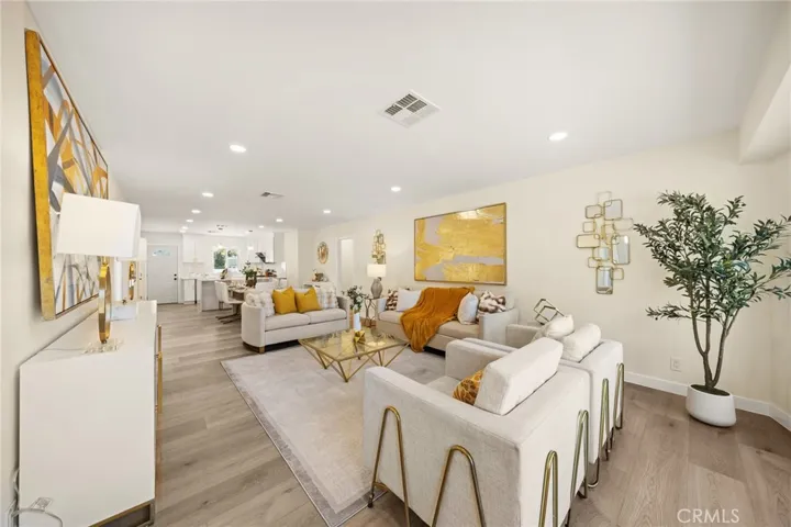 2710 Magnolia, Long Beach, California 90806 — photo 4