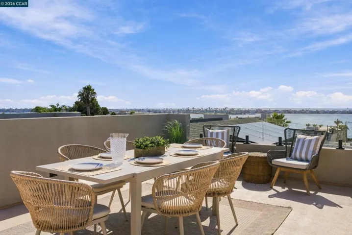 3937 Haines St, San Diego, California 92109 — photo 4