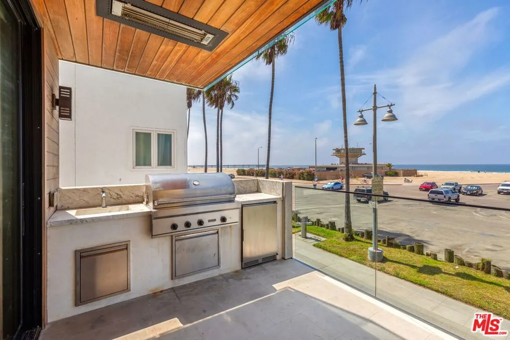2205 Ocean Front Walk, Los Angeles, California 90291 — photo 5
