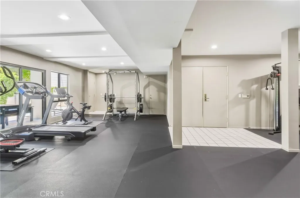 Gym / Exercise Room Gym / Exercise Room