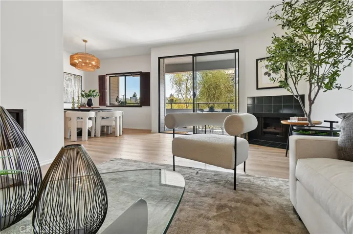 13331 Moorpark 223, Sherman Oaks, California 91423 — photo 5