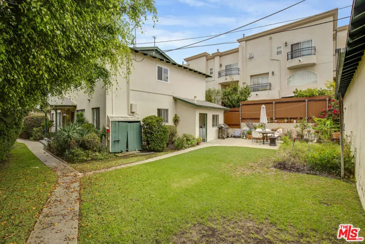 1523 Berkeley Street, Santa Monica, California 90404 — photo 5