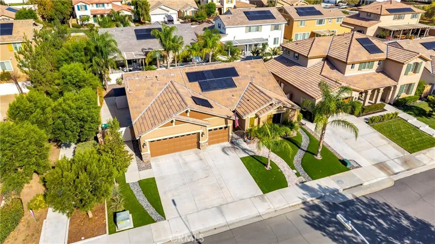 30208 Sutton Court, Menifee, California 92584 — photo 4