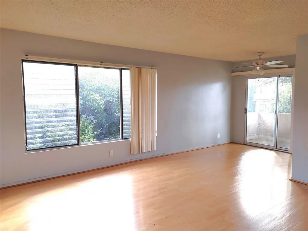 8829 Alcott Street 6, Los Angeles, California 90035 — photo 4