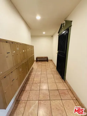 360 S Kenmore Avenue 305, Los Angeles, California 90020 — photo 5