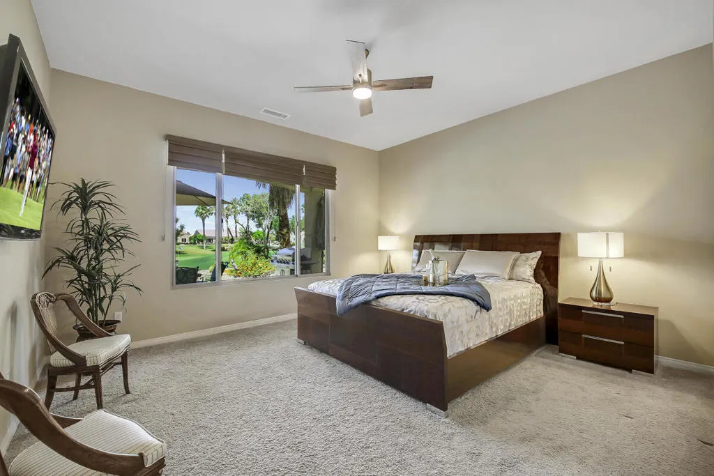 22 MASTER BED ABNB 22 MASTER BED ABNB