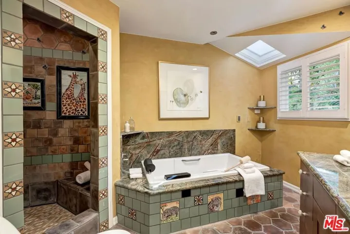 Soaking tub + shower