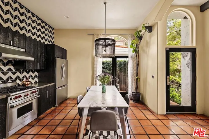 7003 La Presa Drive, Los Angeles, California 90068 — photo 5