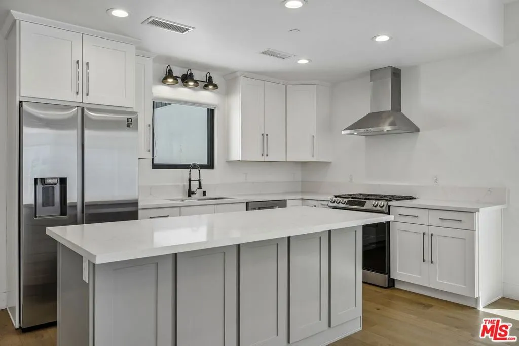 6521 Homewood Avenue, Los Angeles, California 90028 — photo 5