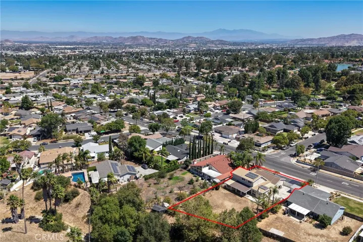 1604 Avenida Del Vista, Corona, California 92882 — photo 5