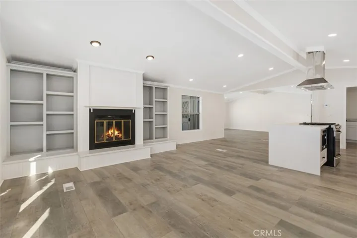 Living Room 6