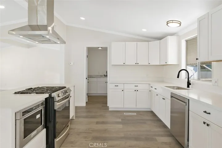 Kitchen 4