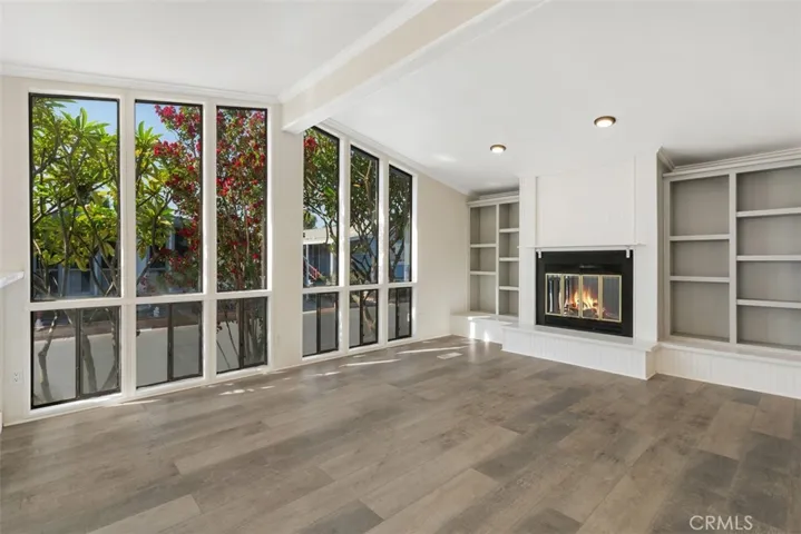 Living Room 4