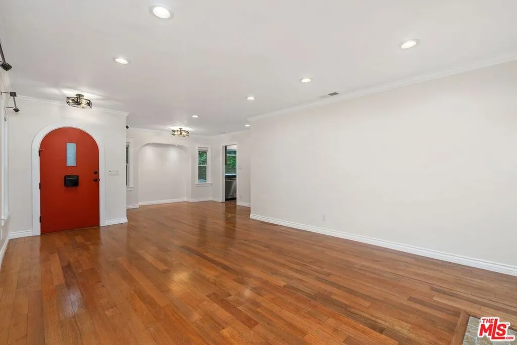 828 N Crescent Heights Boulevard, Los Angeles, California 90046 — photo 4