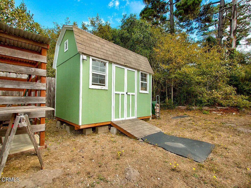 Storage shed Storage shed