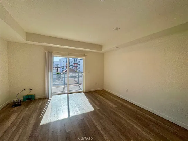 1025 S Berendo Street 407, Los Angeles, California 90006 — photo 5