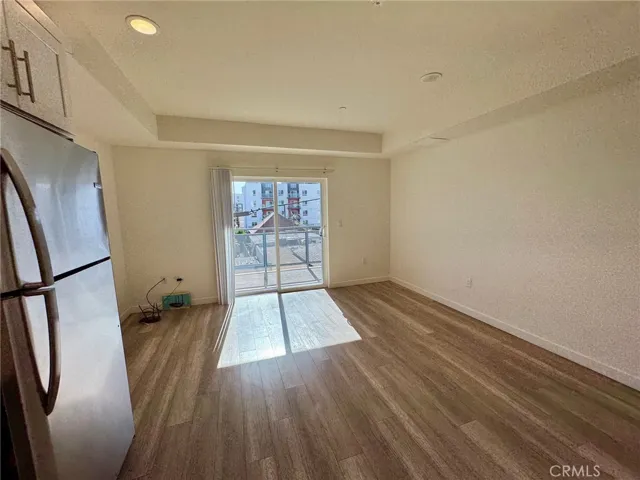 1025 S Berendo Street 407, Los Angeles, California 90006 — photo 4