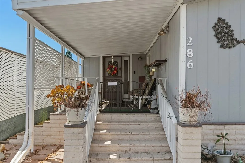 Porch 1 Porch 1