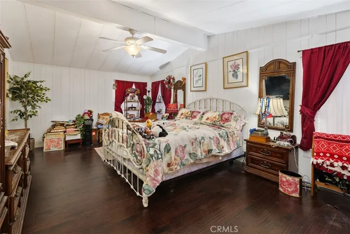 Main Suite Bedroom 1