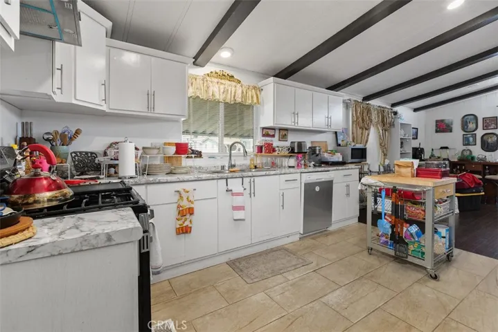 Kitchen 3