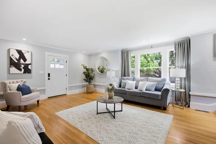 1812 Sanchez Ave. Avenue, Burlingame, California 94010 — photo 5