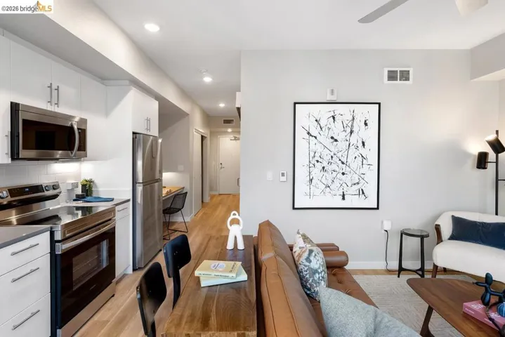 260 Brooklyn Basin Way 437, Oakland, California 94606 — photo 4
