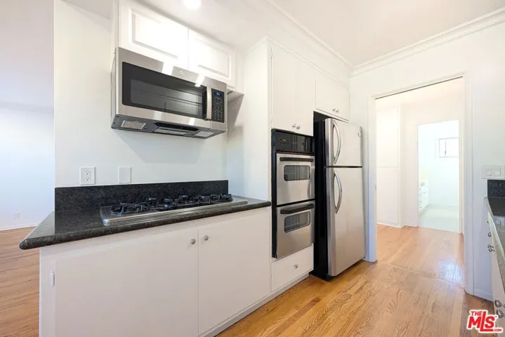 224 Bicknell Avenue C, Santa Monica, California 90405 — photo 5