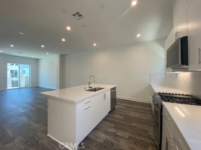 1411 Cara Drive, Anaheim, California 92805 — photo 4