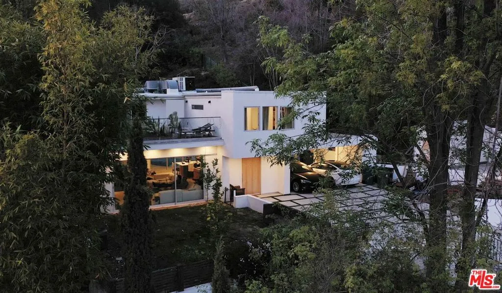 2690 Zorada Drive, Los Angeles, California 90046 — photo 4
