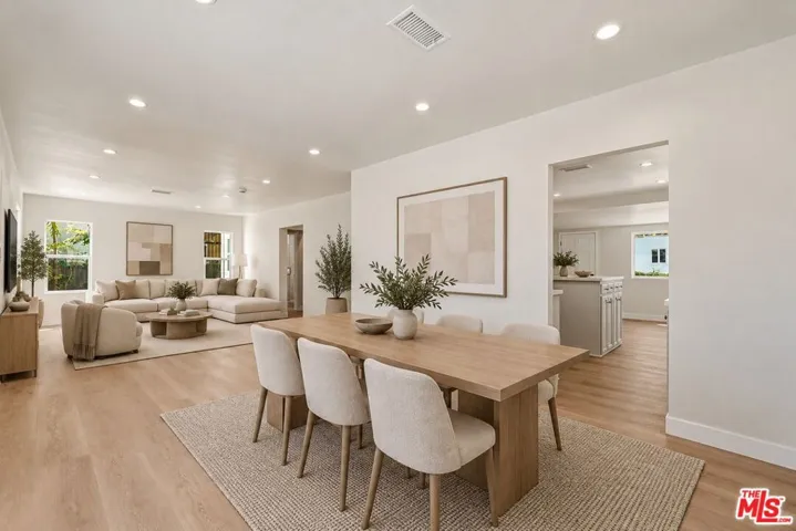 3022 W 73rd Street, Los Angeles, California 90043 — photo 5