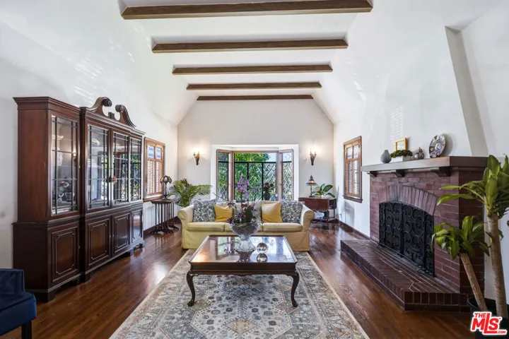1242 N Isabel Street, Glendale, California 91207 — photo 4