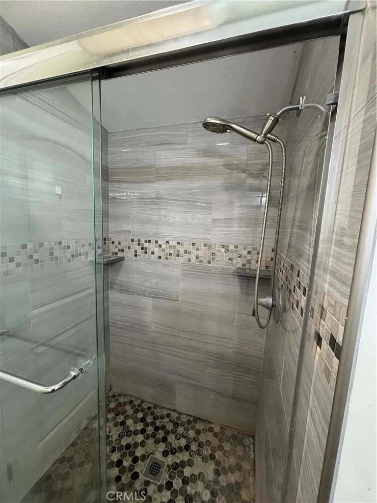second bath room - shower