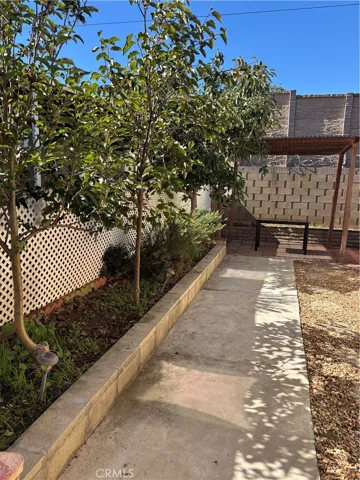 side yard