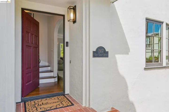 1917 Oak Crest Dr, Oakland, California 94602 — photo 5