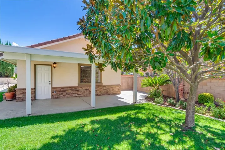 35545 Balsa, Yucaipa, California 92399 — photo 4