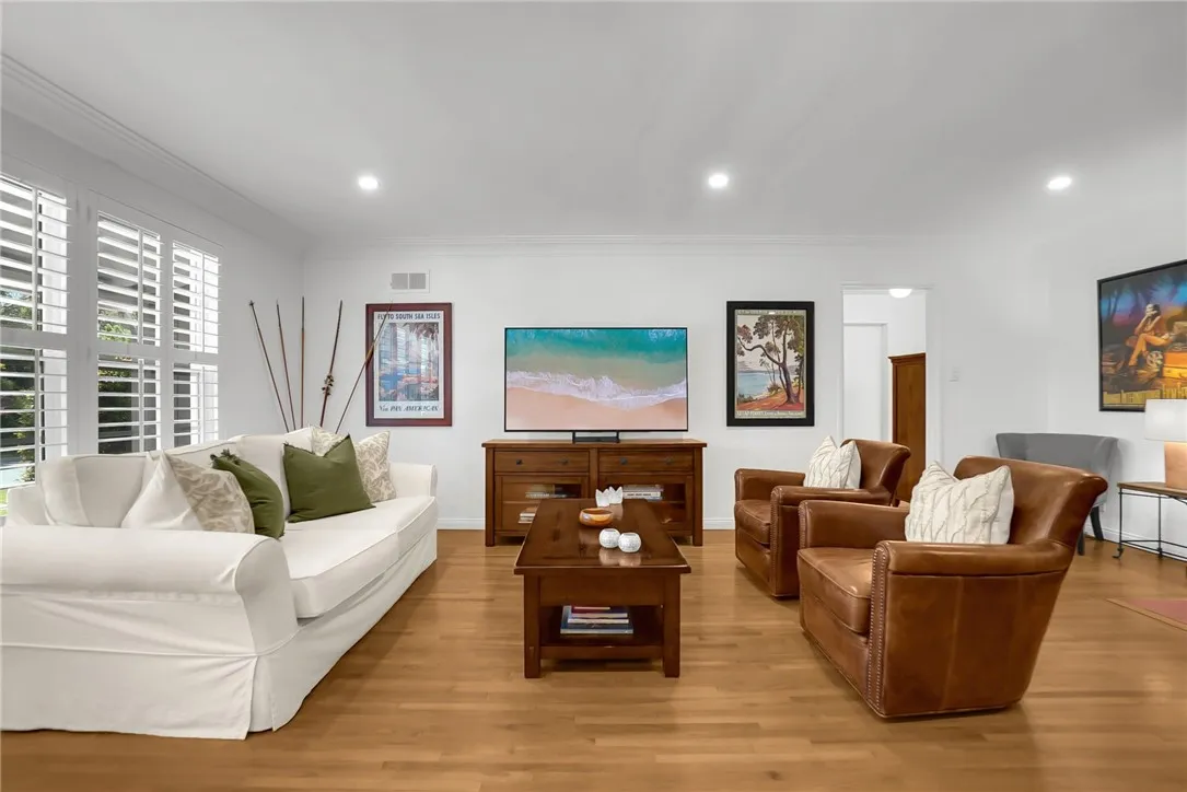 601 E Hermosa, San Gabriel, California 91775 — photo 4
