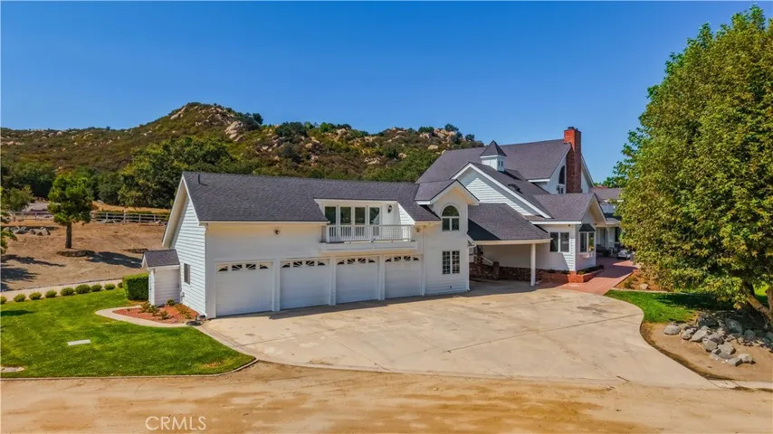 42580 Avenida Escala, Murrieta, California 92562 — photo 5