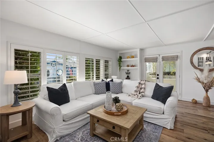 264 Mayflower, Newport Beach, California 92660 — photo 4