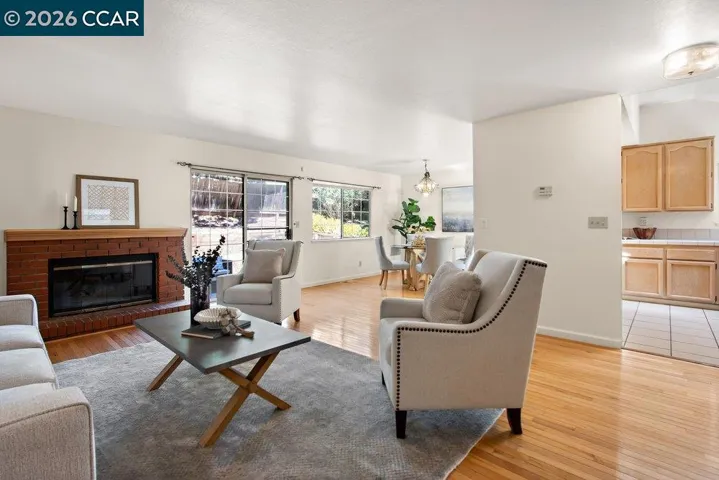 244 Hillcrest Ct, Pleasant Hill, California 94523 — photo 5