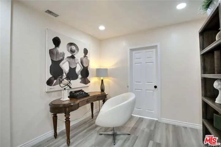 4014 Verdugo View Drive, Los Angeles, California 90065 — photo 4