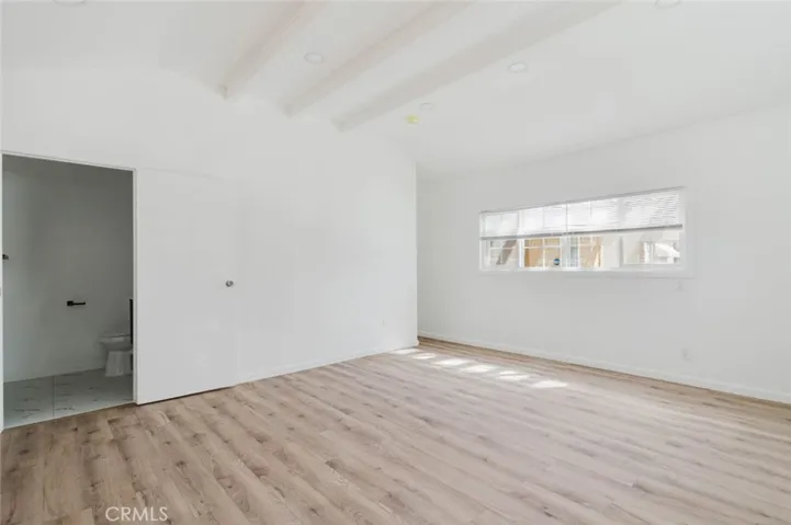 19427 Hart Street 1/2, Reseda, California 91335 — photo 5