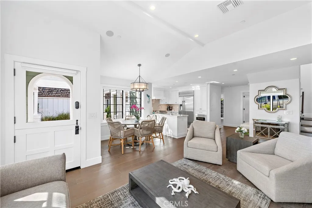 156 Pearl Street, Laguna Beach, California 92651 — photo 4
