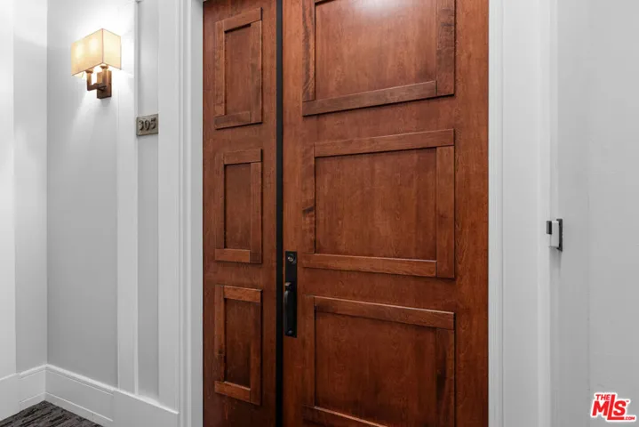 411 N Oakhurst Drive 305, Beverly Hills, California 90210 — photo 4