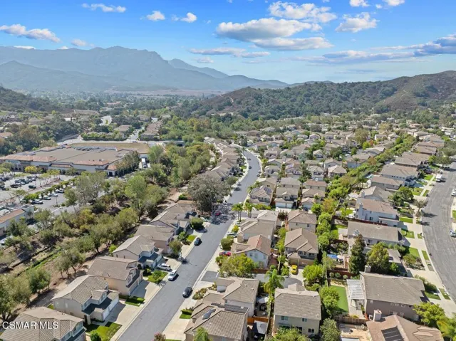 002-008-DJI 0231-1336x1000