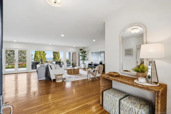 1155 Bangor St, San Diego, California 92106 — photo 5