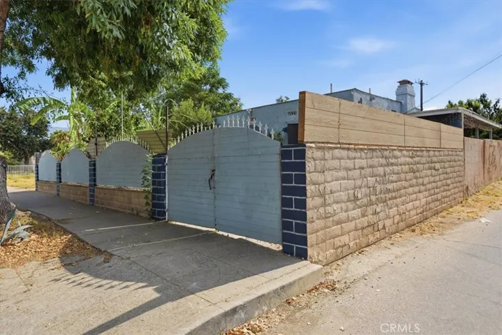 1707 N Arrowhead, San Bernardino, California 92405 — photo 4