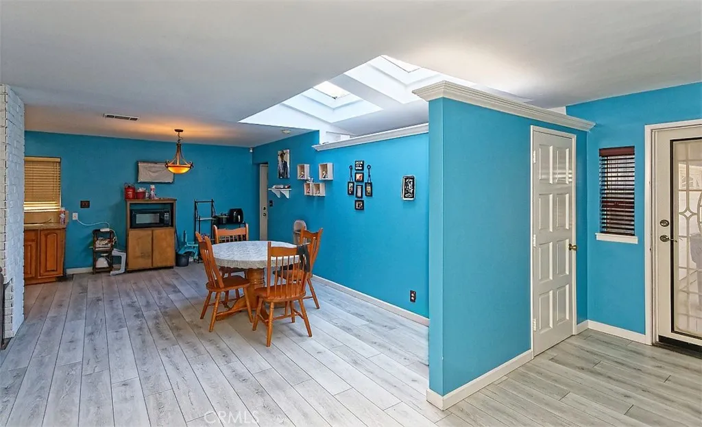 14035 Wimbleton Drive, Victorville, California 92395 — photo 5
