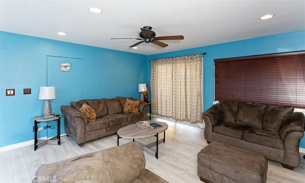14035 Wimbleton Drive, Victorville, California 92395 — photo 4